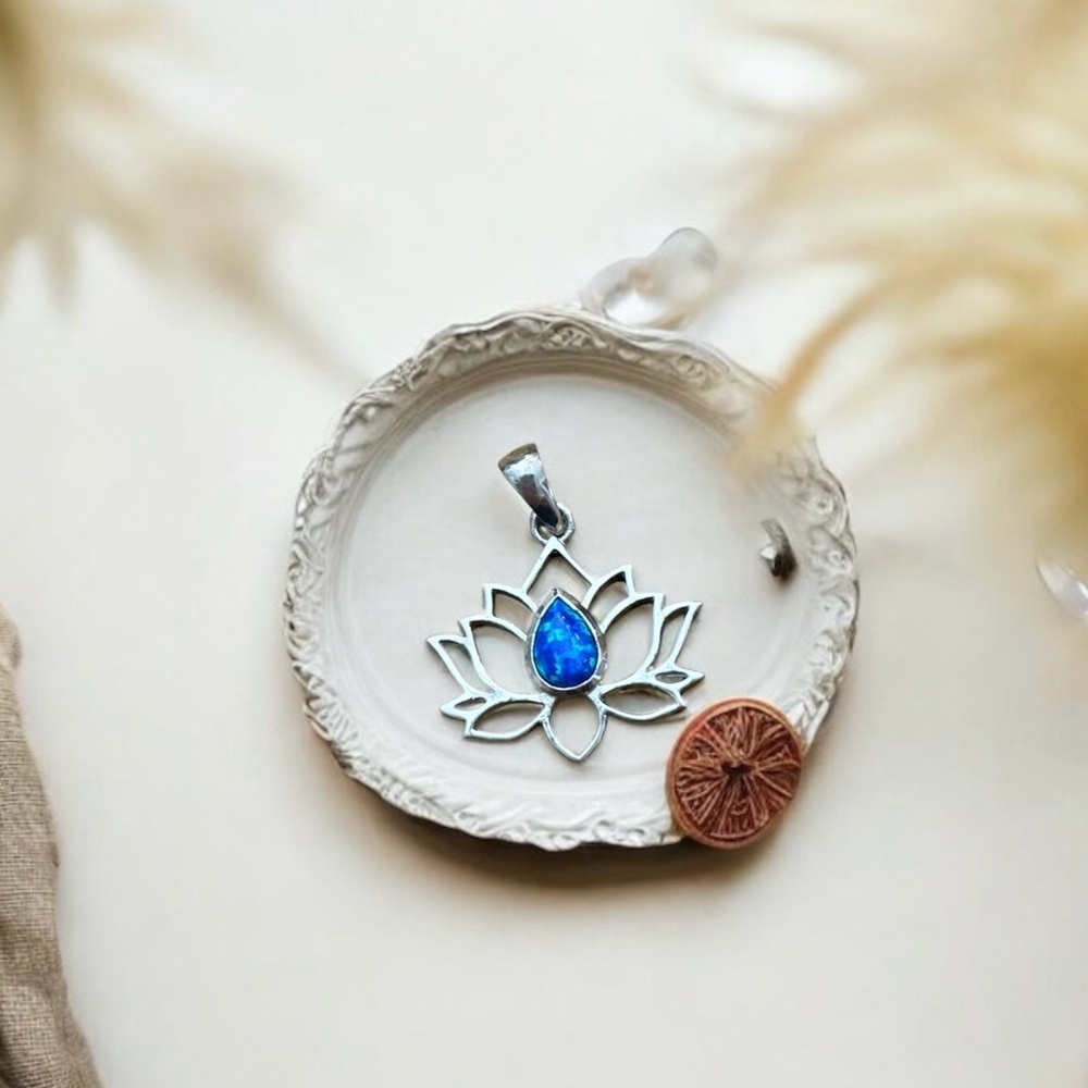 NWOT Opal Lotus Pendant